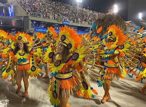  Le Festival des Arts de Salvador: Un Moment Décisif pour la Renaissance du Carnaval Brésilien