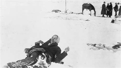 Le Massacre de Wounded Knee: Un chapitre sombre dans l'histoire du peuple Sioux et la fin tragique d'une époque.