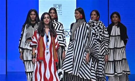 Le Défi de la Mode Durable:  Révélation Audacieuse de Lakmé Fashion Week 2023